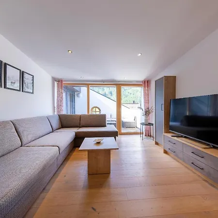 Gernkogelblick Wald im Pinzgau